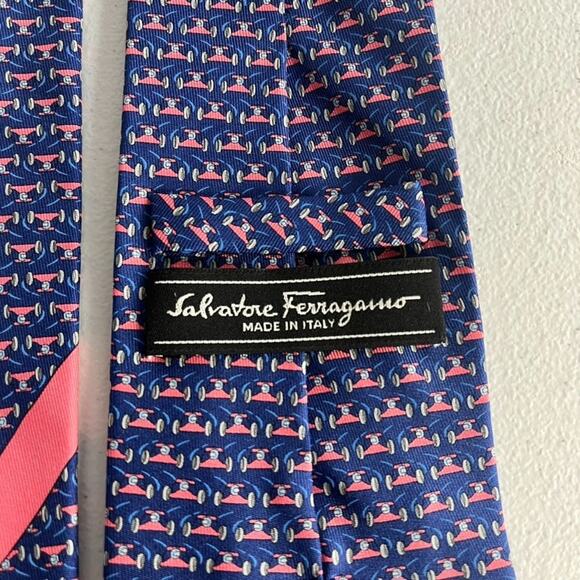Salvatore Ferragamo Men's Silk Necktie Blue/ Pink Geometric Print Made In Italy - Picture 4 of 10